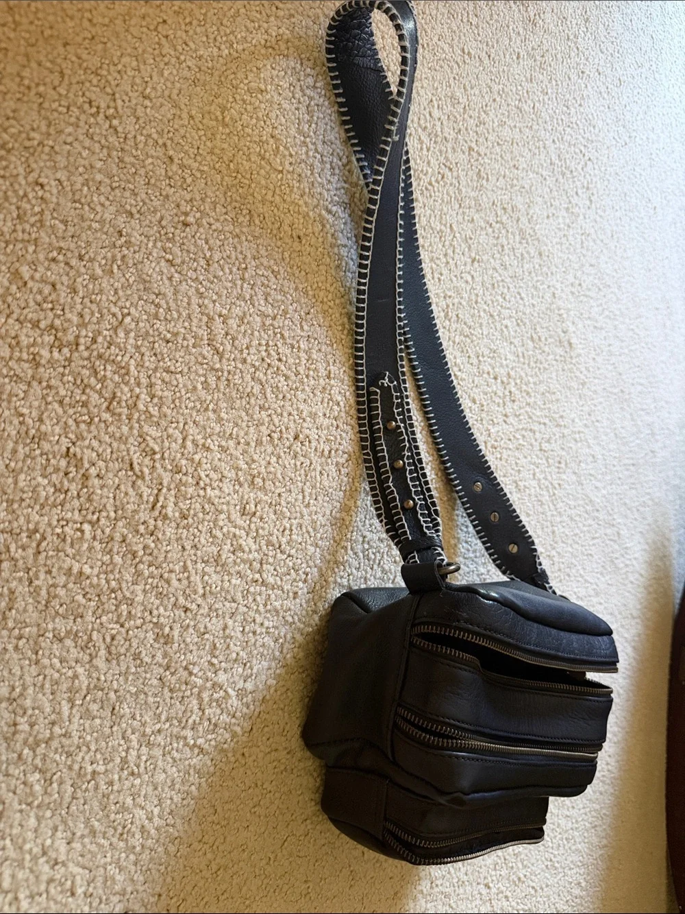 Free People compact black